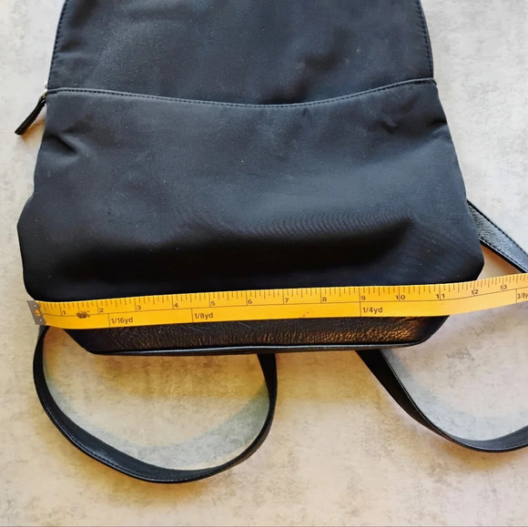 Vintage L.L. Bean Small Backpack Black Leather Nylon Travel Boho Zip-Up Casual - Picture 3 of 15